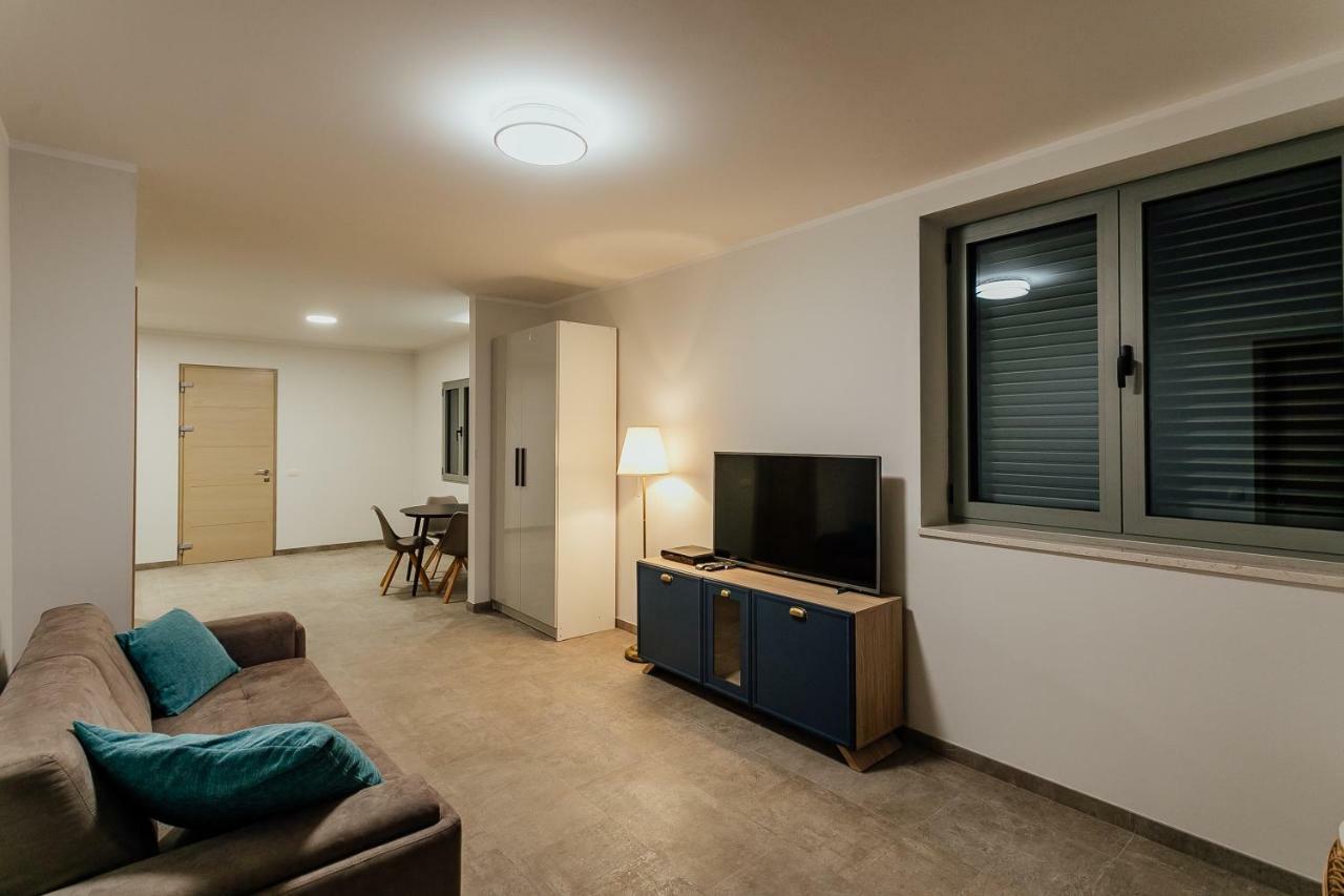 Boka Apartment 4 แฮร์เซ็ก-โนวี ภายนอก รูปภาพ